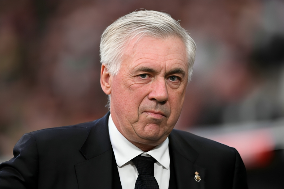 موقف أنشيلوتي مع ريال مدريد يظل غامضًا في الوقت الحالي