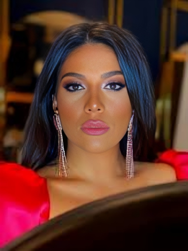  دنيا سامي في فيلم "الست لما" مع يسرا