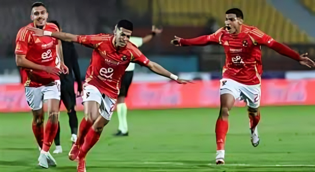 لقطة من مباراة سابقة بين الأهلي وبتروجت في الدوري المصري الممتاز
