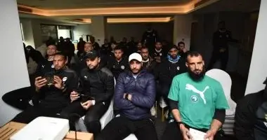 أوسكار رويز يشرح الحالات التحكيمية للمدربين وحكام المستقبل