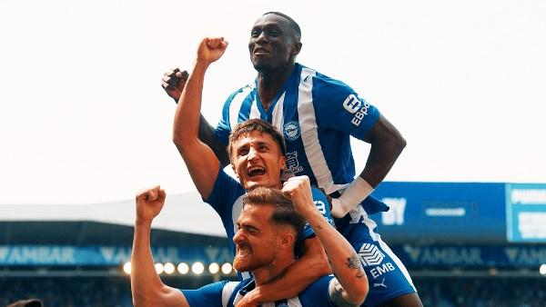 ألافيس يقلب تأخره إلى فوز على ريال مايوركا في الدوري الإسباني