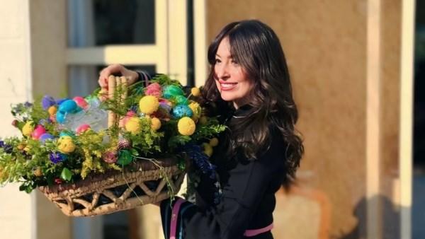 نرمين الفقي بإطلالة كاجوال مبهجة في شم النسيم عبر إنستجرام