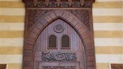 حكم نشر أخطاء الآخرين على مواقع التواصل الاجتماعي