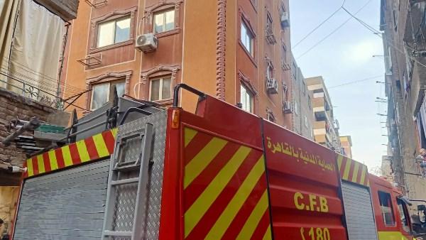 قوات الحماية المدنية تسيطر على حريق داخل شركة بمدينة الشيخ زايد وتواصل أعمال التبريد