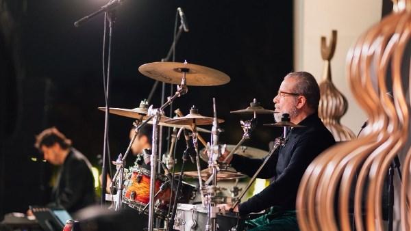 Nostalgia Band تعود بحفلات صيف 2026 بمشاركة شريف منير