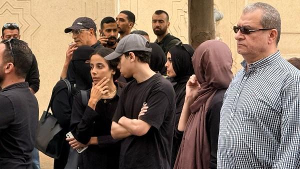 جنازة خالد نجل الفنان إبراهيم سعفان من مسجد الصديق وسط أجواء حزينة