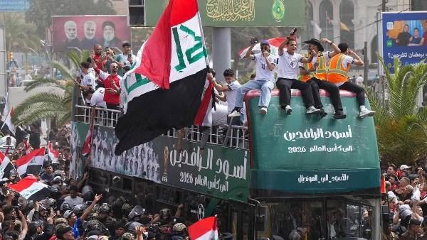 احتفالات جماهيرية في شوارع بغداد بعد تأهل منتخب العراق لكأس العالم