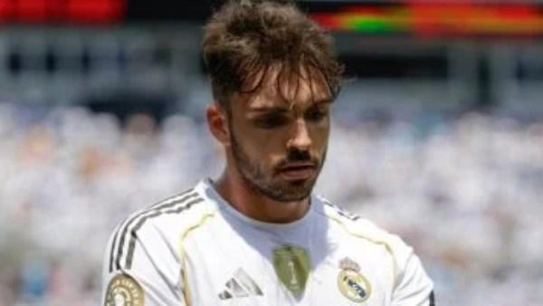 راؤول أسينسيو وألفارو أربيلوا خلال أزمة داخل ريال مدريد