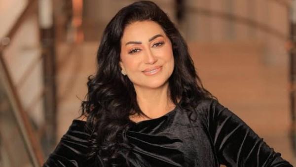 وفاء عامر تتحدث في فيديو عن التعامل مع الأشخاص السلبيين على فيسبوك