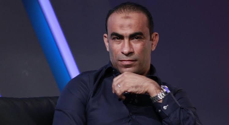 سيد عبد الحفيظ مع لاعبي الأهلي