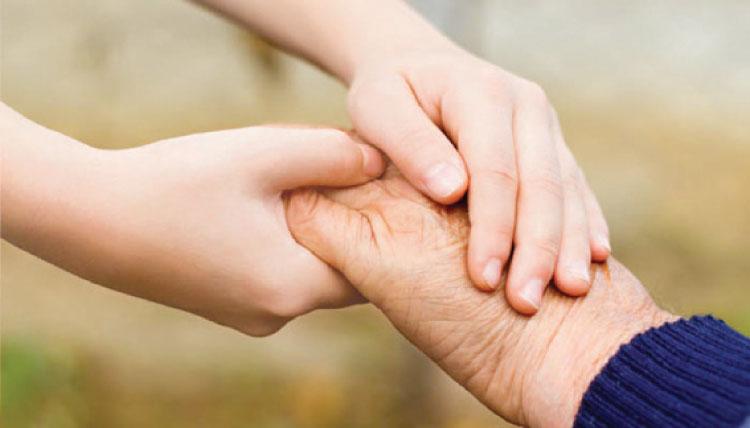 مكانة العم في الإسلام ودوره في رعاية أبناء الأخ بعد الوفاة