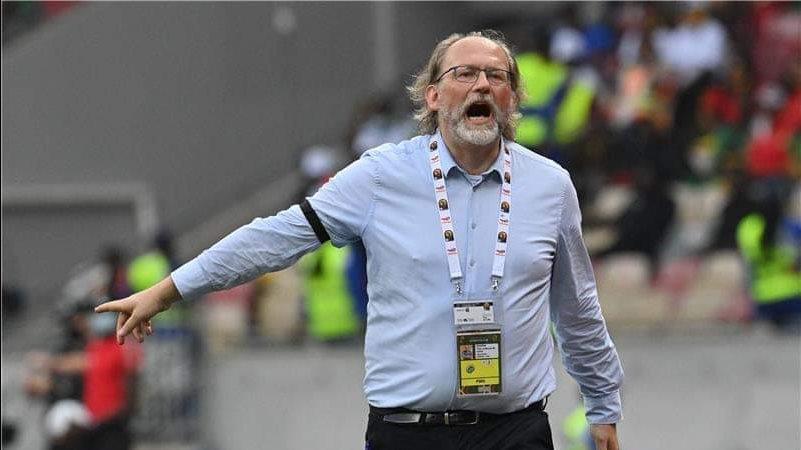توم سانتفيت مدرب منتخب مالي يعلن استقالته بعد فترة ناجحة