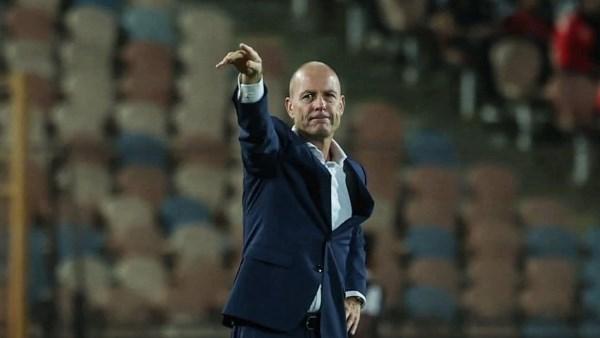 توروب يعتذر لجماهير الأهلي بعد خسارة بيراميدز