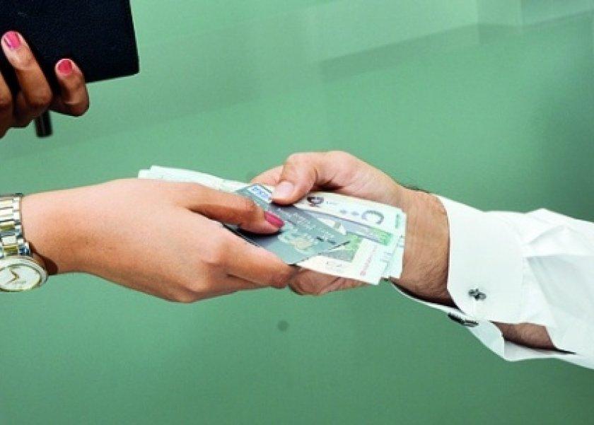 حكم أخذ الزوجة من مال زوجها بدون إذنه في الإسلام