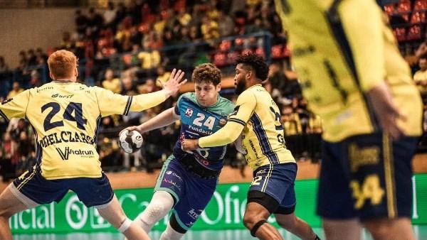 إصابة يوسف لؤلؤ نجم منتخب الشباب في الكاحل مع بيونتي جينيل الإسباني