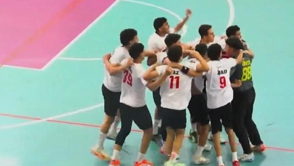 ناشئو الزمالك لكرة اليد يحتفلون بالفوز على الأهلي والتتويج بكأس مصر