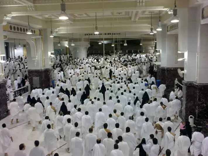 أدعية السعي بين الصفا والمروة في العمرة وصيغ روحانية مؤثرة