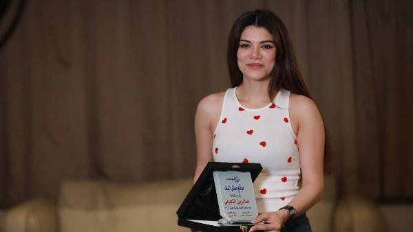 صابرين النجيلي أثناء تكريمها في ندوة صدى البلد بعد نجاح مسلسل اتنين غيرنا