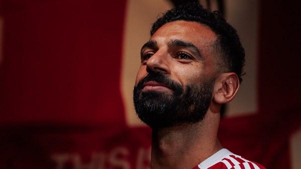 محمد صلاح مع ليفربول وسط تكهنات حول مستقبله