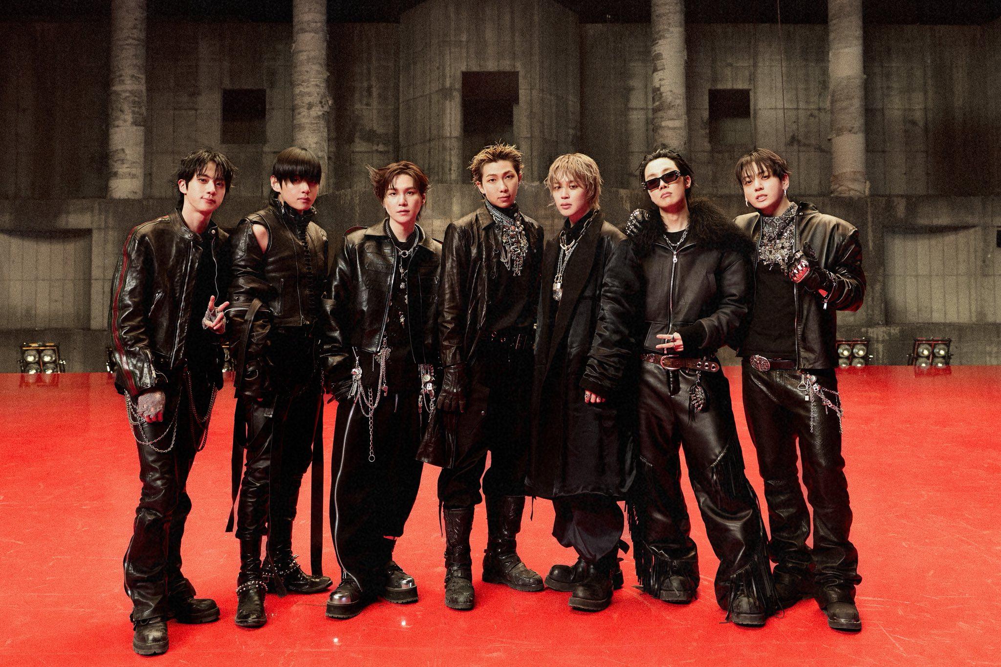 تصنيف نجوم الكيبوب لأعلى قيمة علامة تجارية مع تصدر بارك جيهيون وأعضاء BTS