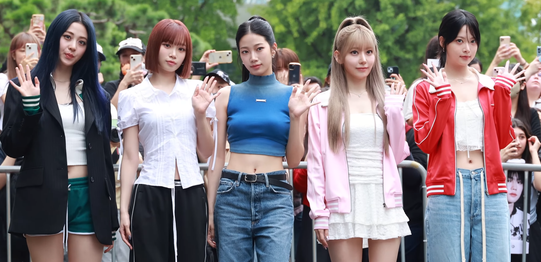 LE SSERAFIM Stage Appearance