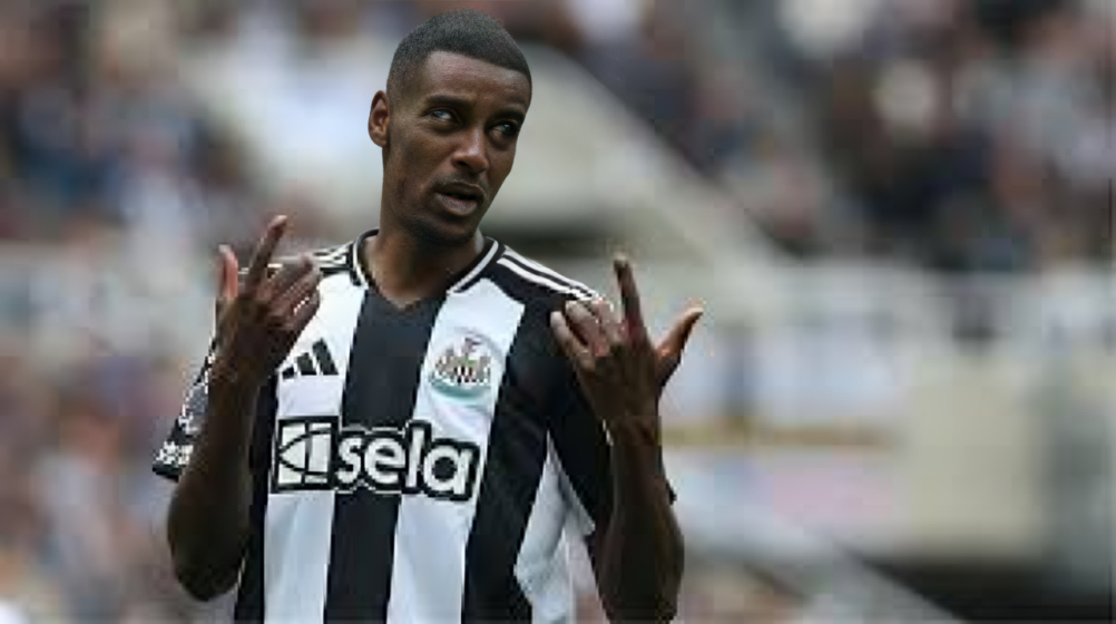 بنجامين سيسكو لاعب لايبزيج تحت أنظار مانشستر يونايتد.