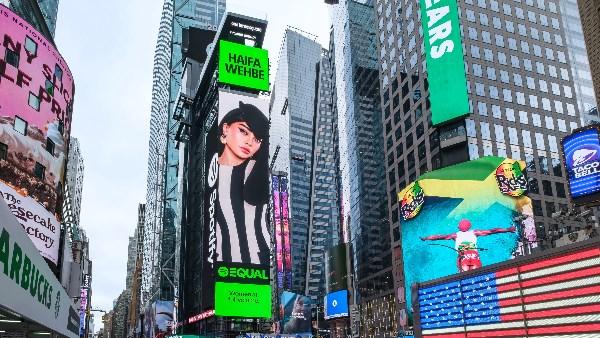 هيفاء وهبي سفيرة عالمية لبرنامج Spotify EQUAL وتظهر في تايمز سكوير بنيويورك