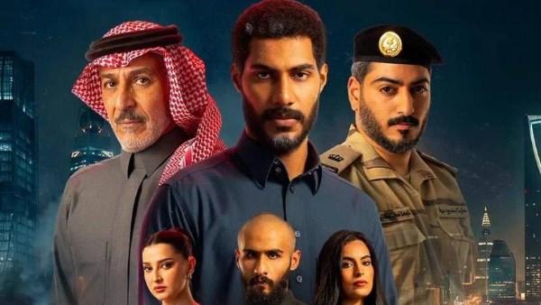 أبطال مسلسل حبتين السعودي في مشاهد من العمل الذي يجمع بين الأكشن والدراما الإنسانية