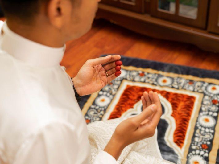 دعاء الاستفتاح قبل الصلاة وصِيغه الواردة عن النبي صلى الله عليه وسلم