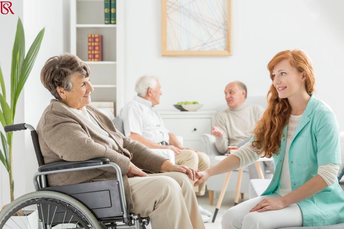 جليس وجليسة كبار السن في الإسكندرية