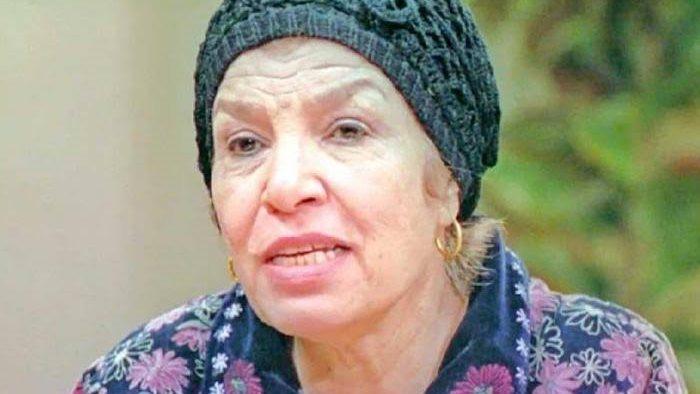 الفنانة القديرة إنعام سالوسة والمخرج خالد دياب في إطار الحديث عن تكريم رموز الفن