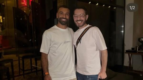 أحمد زاهر مع محمد صلاح عقب مباراة طرابزون سبور وباشاك شهير في الدوري التركي