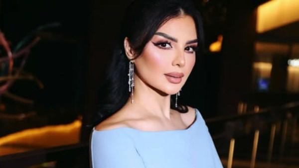 أصيل هميم داخل الاستوديو أثناء التحضير لأغنيتها الخليجية الجديدة عشان العشرة