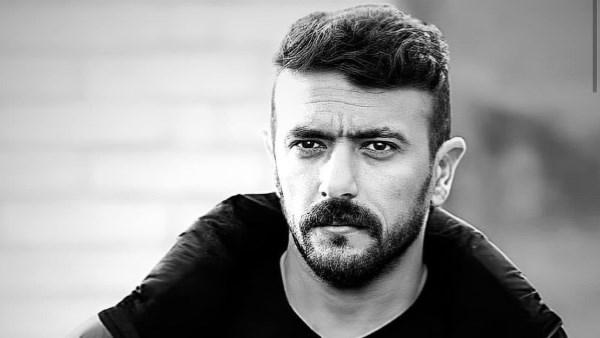 أحمد العوضي يعلق على زلزال مصر عبر فيسبوك ويتفاعل مع جمهوره