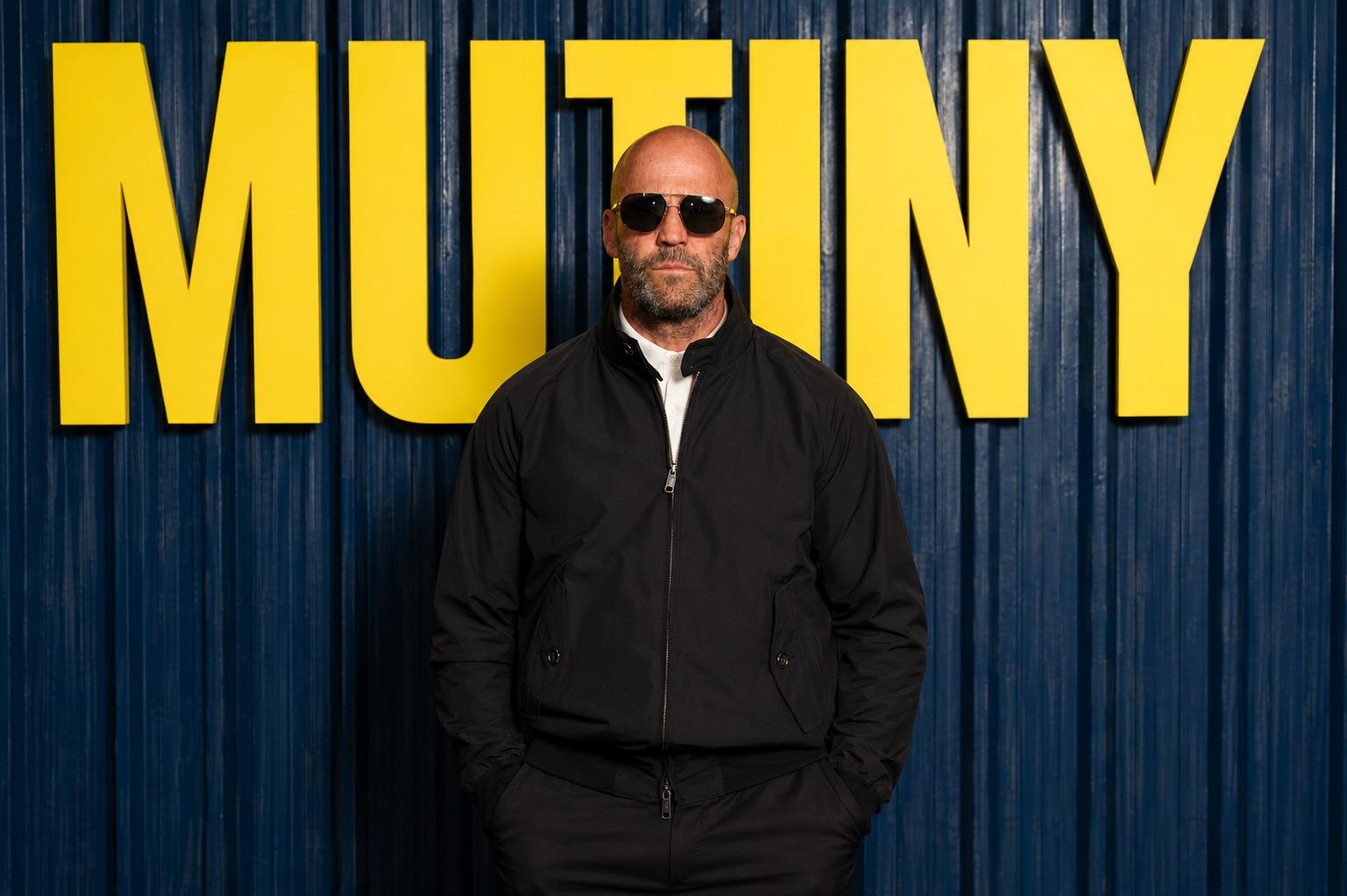 جيسون ستاثام فيلم Mutiny