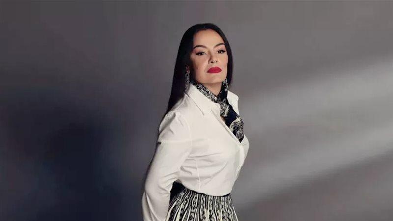 صورة للفنانة شريهان خلال إحدى جلسات التصوير التي تعكس أناقتها وحضورها الفني الأسطوري.