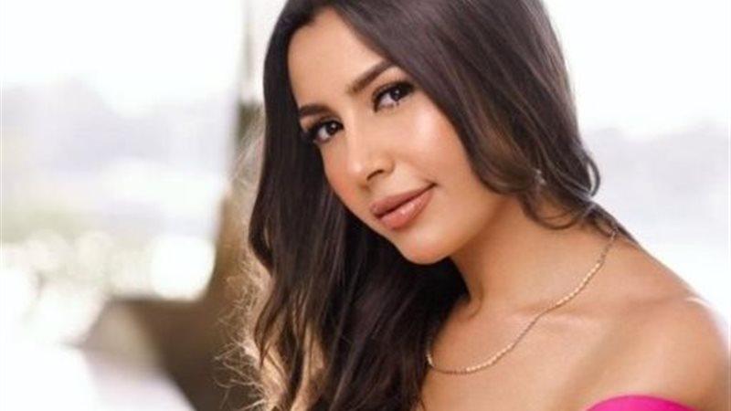 صورة للفنانة جنات خلال مشاركتها في مهرجان شرم الشيخ الدولي للمسرح الشبابي.