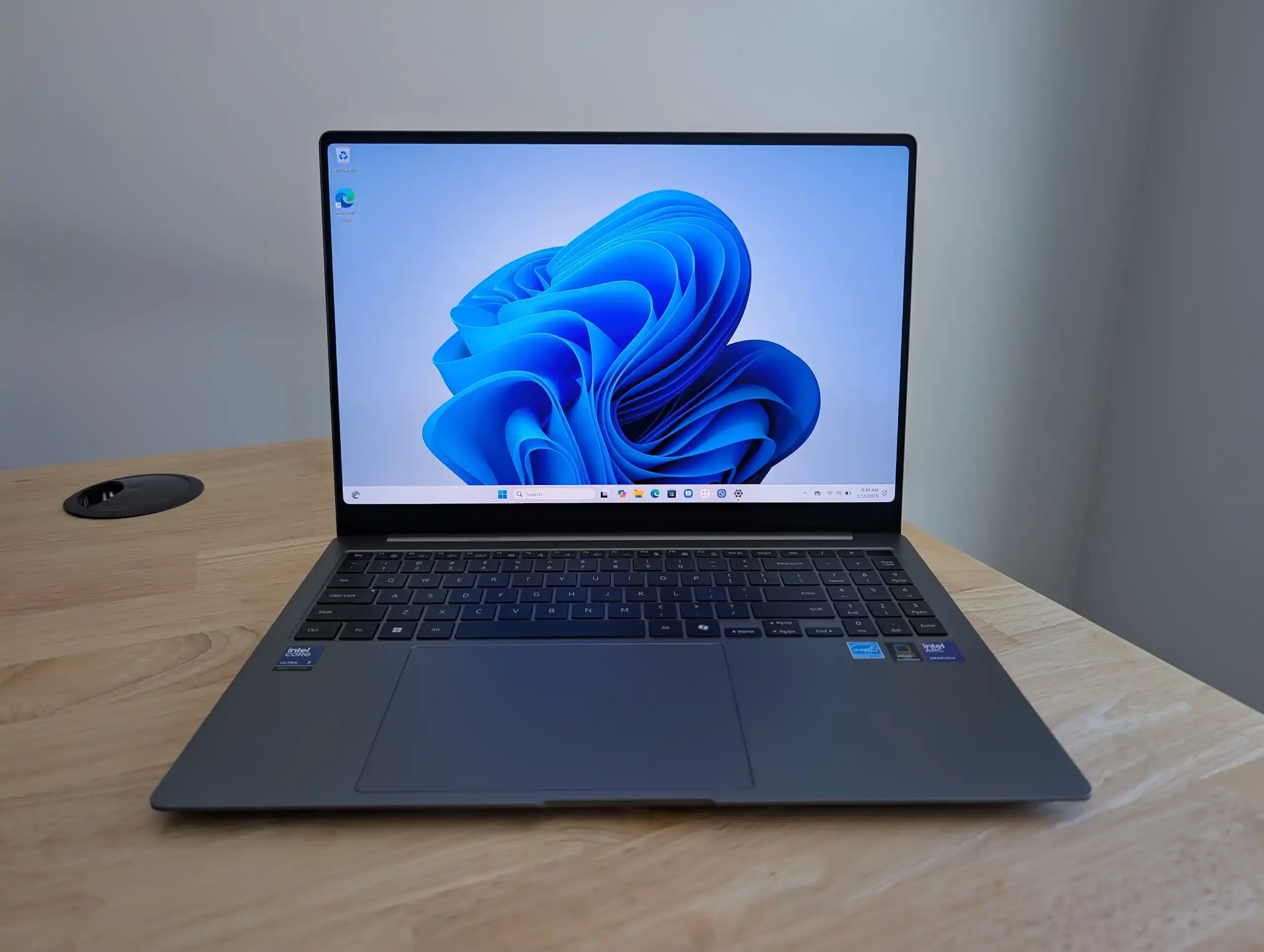 سلسلة Samsung Galaxy Book5 بالكامل