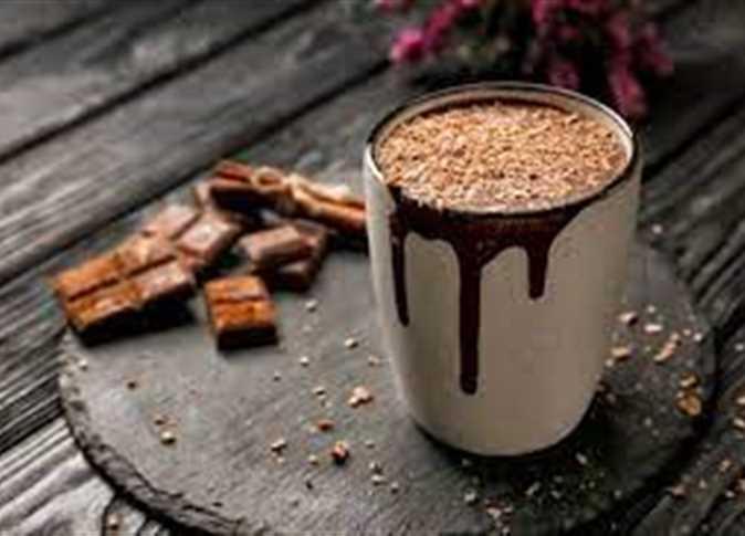 فوائد الهوت شوكليت الصحية للقلب والدماغ والبشرة