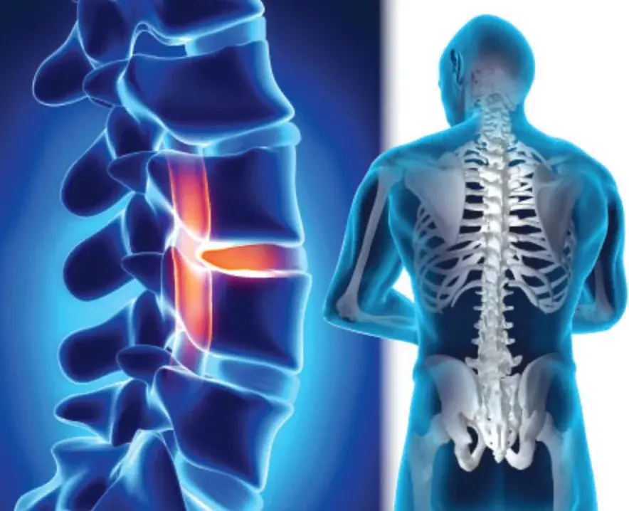 الدكتور أحمد العطار