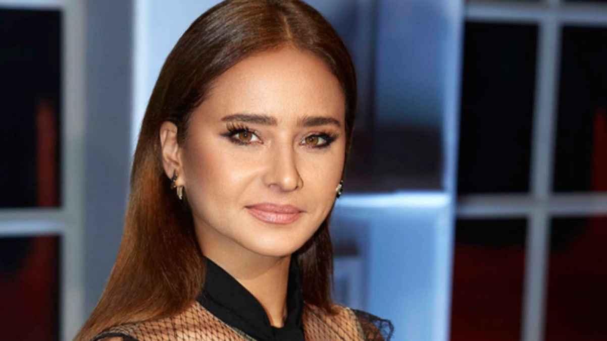نيللي كريم في كواليس فيلم القصص وجوازة ولا جنازة