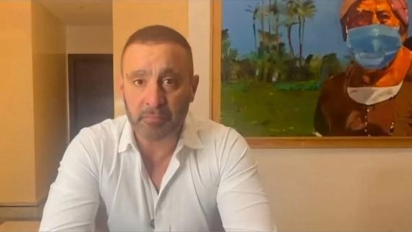 محمود المليجي تظهر في خلفية فيديو أحمد السقا وتثير الجدل على مواقع التواصل