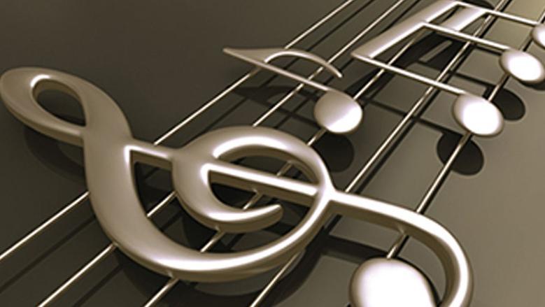 الإفتاء توضح حكم استخدام الغناء والموسيقى في الإعلانات