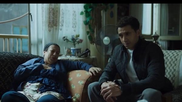 مشهد أزمة صحية والدة عادل في الحلقة الثانية من مسلسل "عين سحرية"