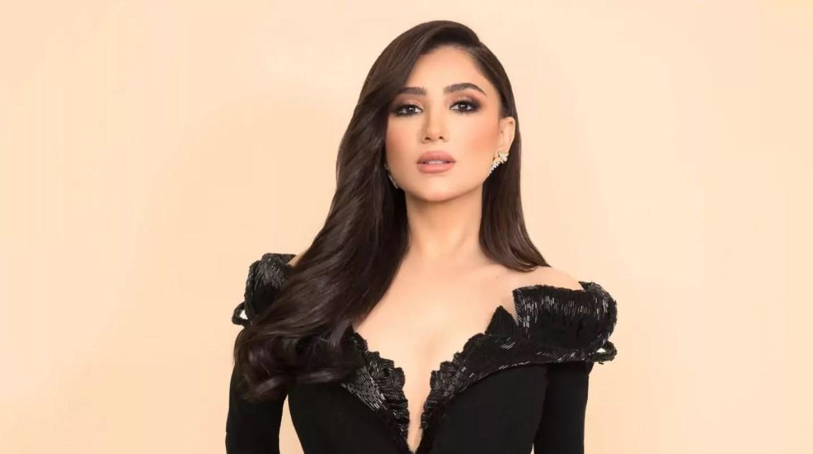 مي عمر تعلن وفاة والدها وتكشف موعد صلاة الجنازة في مسجد الشرطة بالشيخ زايد