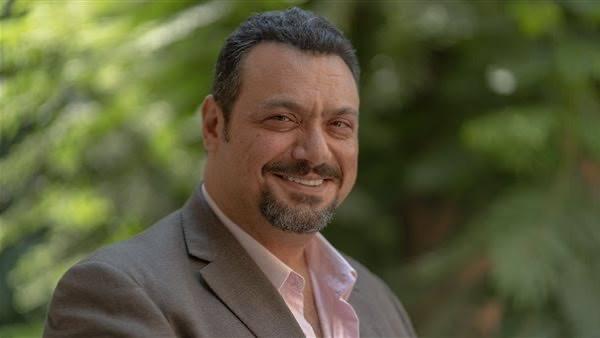 مراد مكرم يوجه رسالة إنسانية قبل شهر رمضان عبر فيسبوك