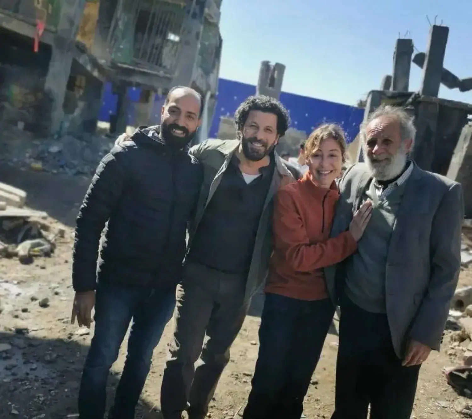 إياد نصار خلال مشهد مؤثر من مسلسل صحاب الأرض – حديث عن أصعب لحظاته وتفاصيل التصوير