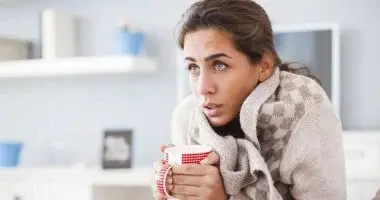 الفرق بين نزلة البرد والإنفلونزا وأعراض كل منهما