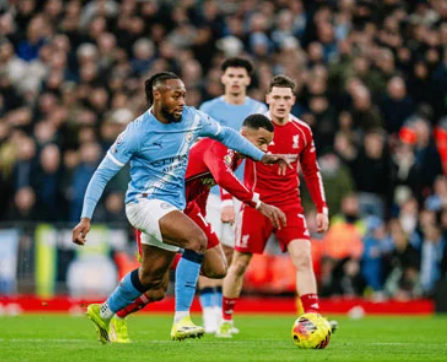 مانشستر سيتي يتفوق على ليفربول 2-1 بمشاركة صلاح ومرموش