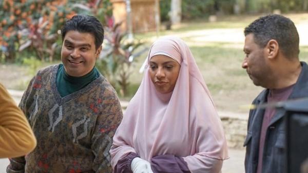 الفنان إسلام إبراهيم في مشهد من مسلسل فن الحرب مع تفاعل واسع من الجمهور